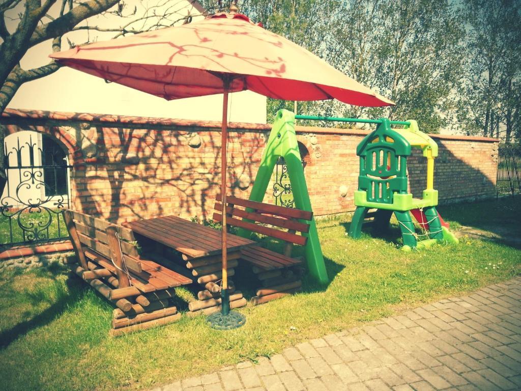 Willa Pod Krokodylem Łeba Exterior foto